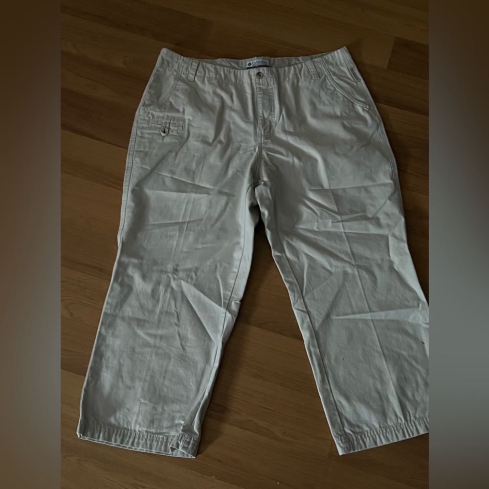 Columbia Sportswear Company Capris